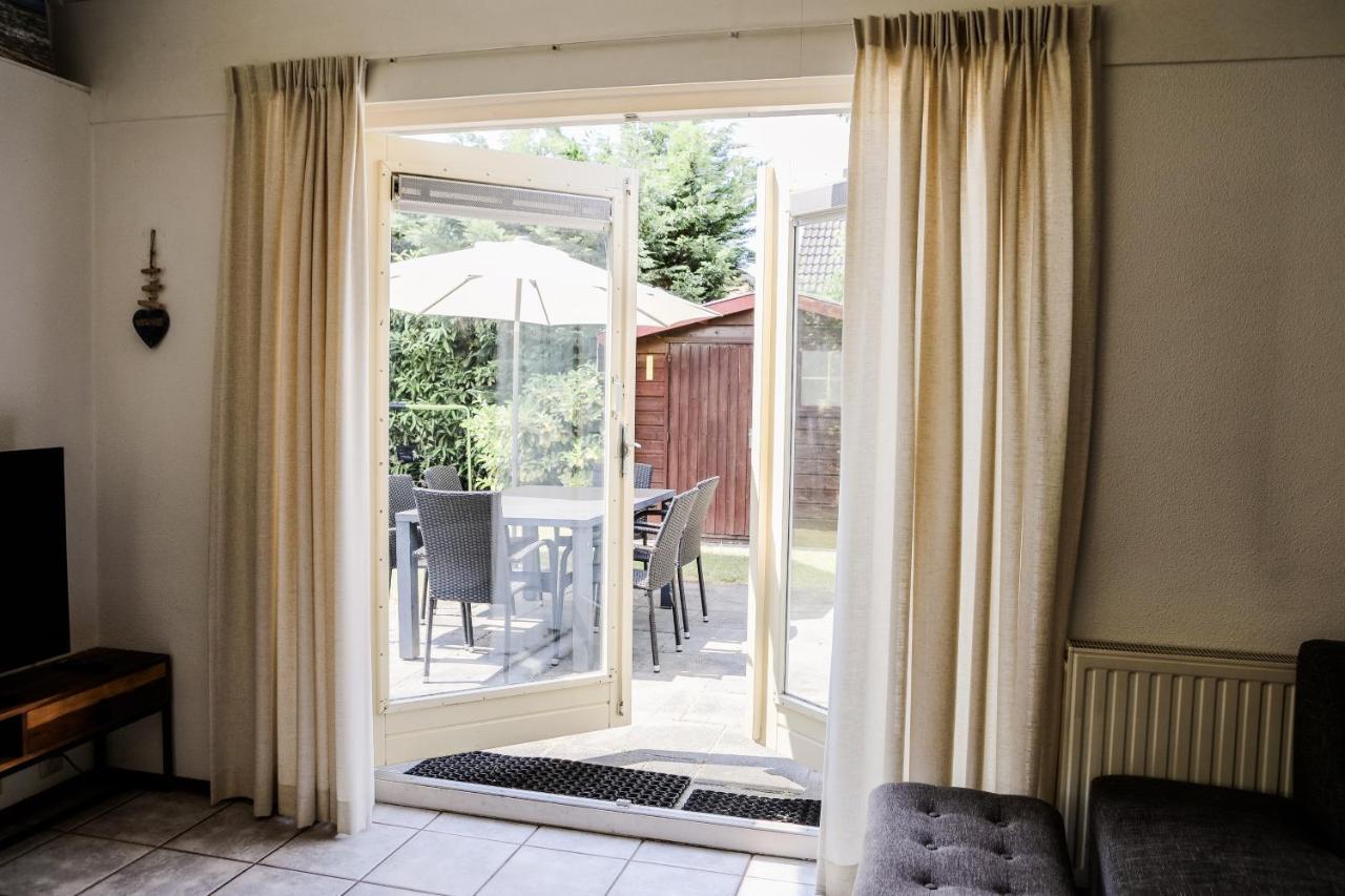 Onderdompeling Villa Wemeldinge Exteriör bild